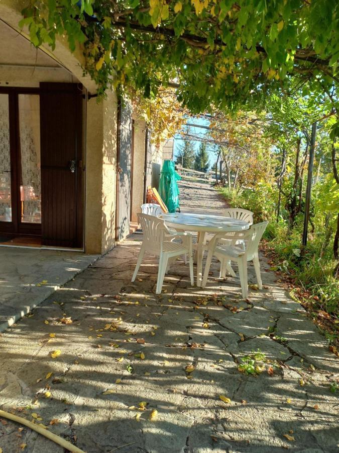 Bas de villa, 2 terrasses, piscine, SPA, sauna... Neffes Extérieur photo